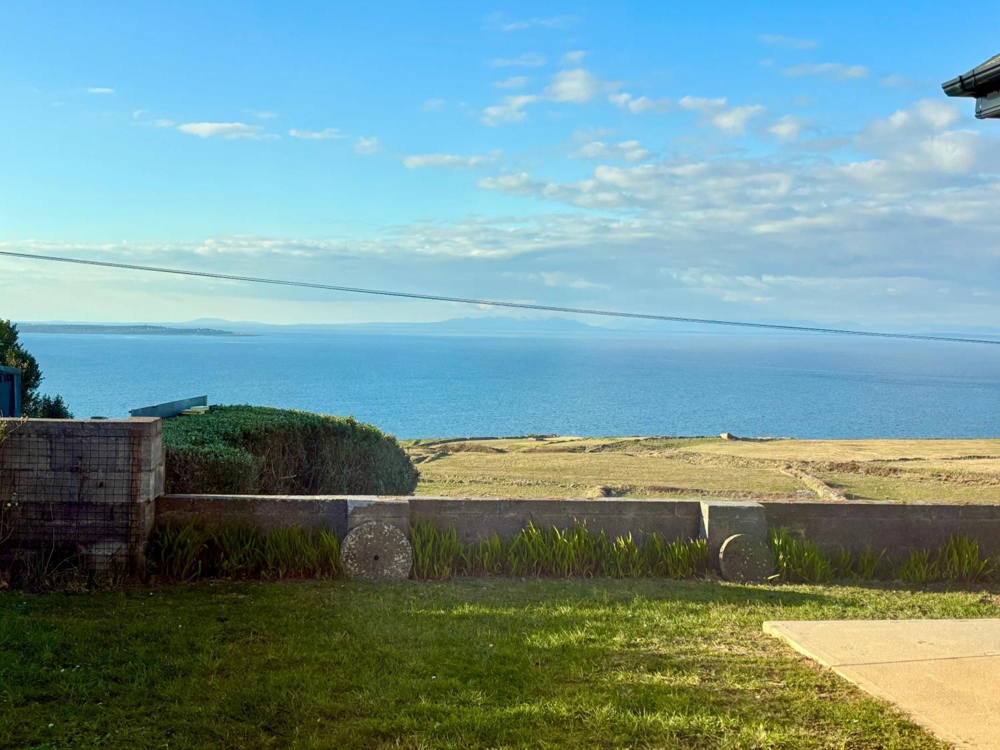 Ocean View Guestrooms Doolin Room photo